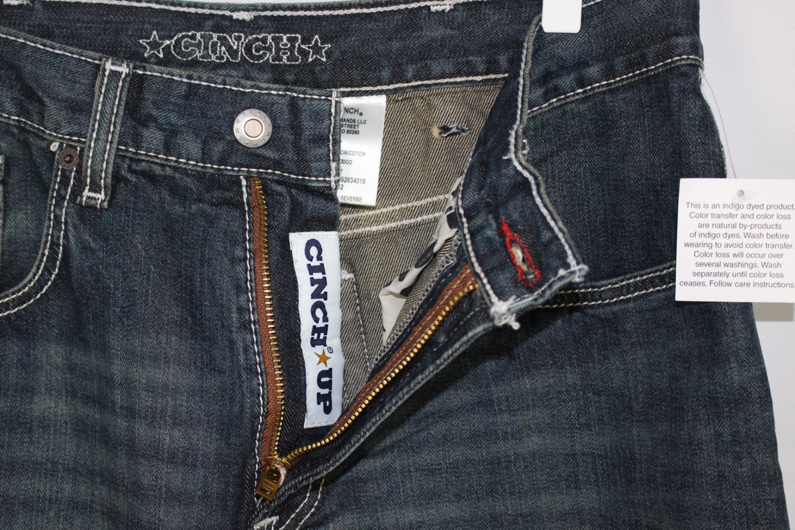 Cinch Jeans Men’s White Label Relaxed Straight Leg Dark Blue Wash MB92834019