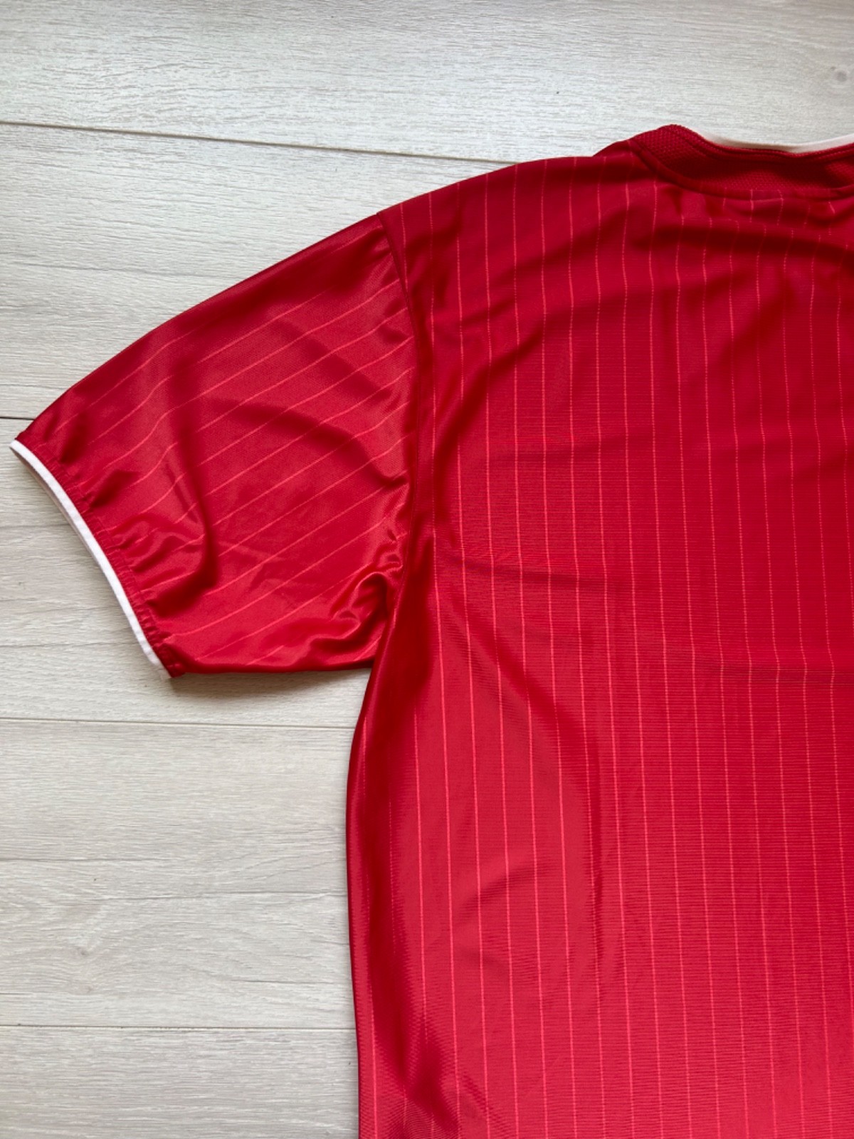 Nike T-Shirt Men’s Red Sport Training Soft Tee Size XL Short Sleeves Crew Neck