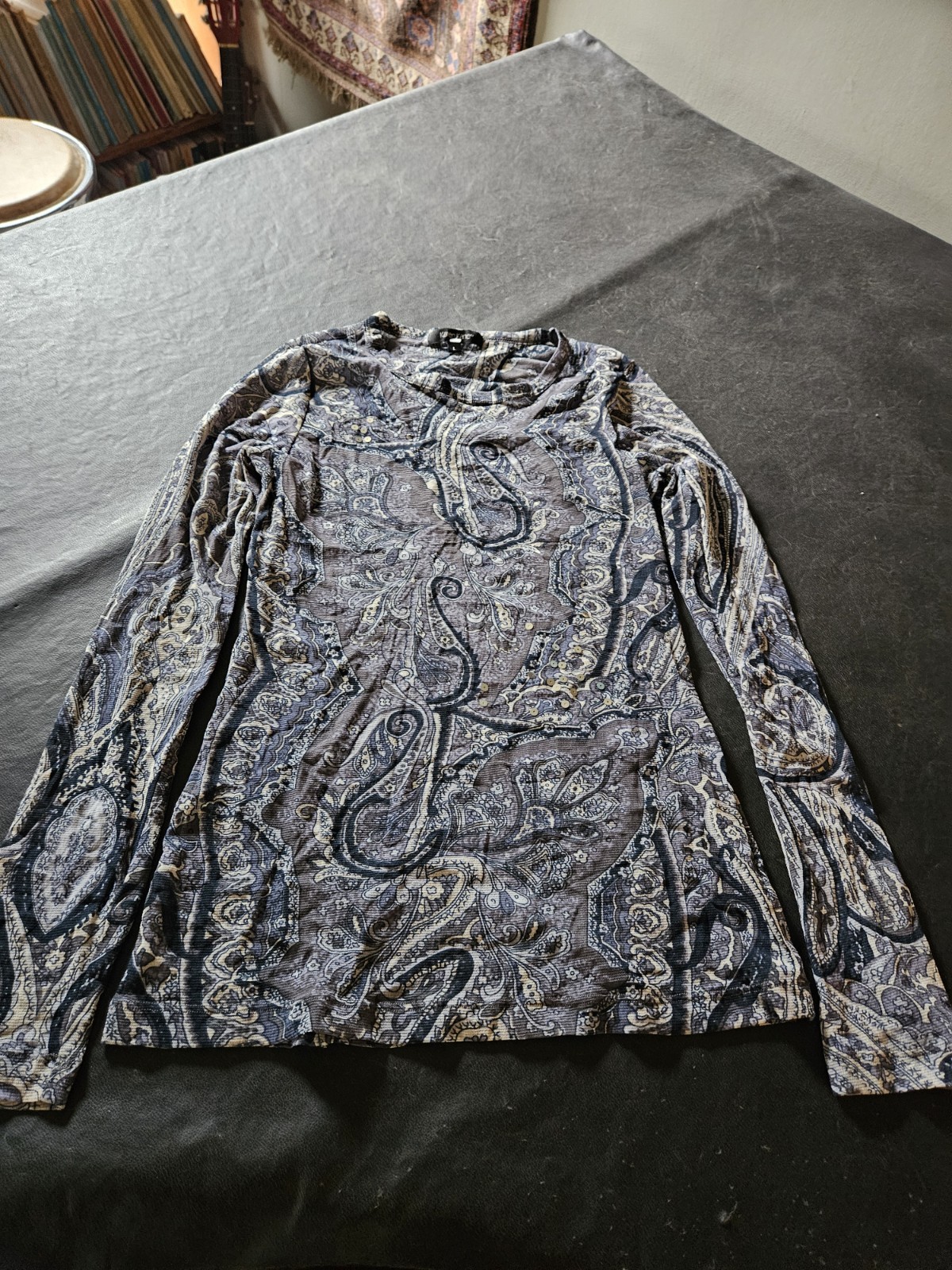 Karen Kane Blue Paisley Knit V-Neck Long Sleeve Pullover Top Women’s L Mesh
