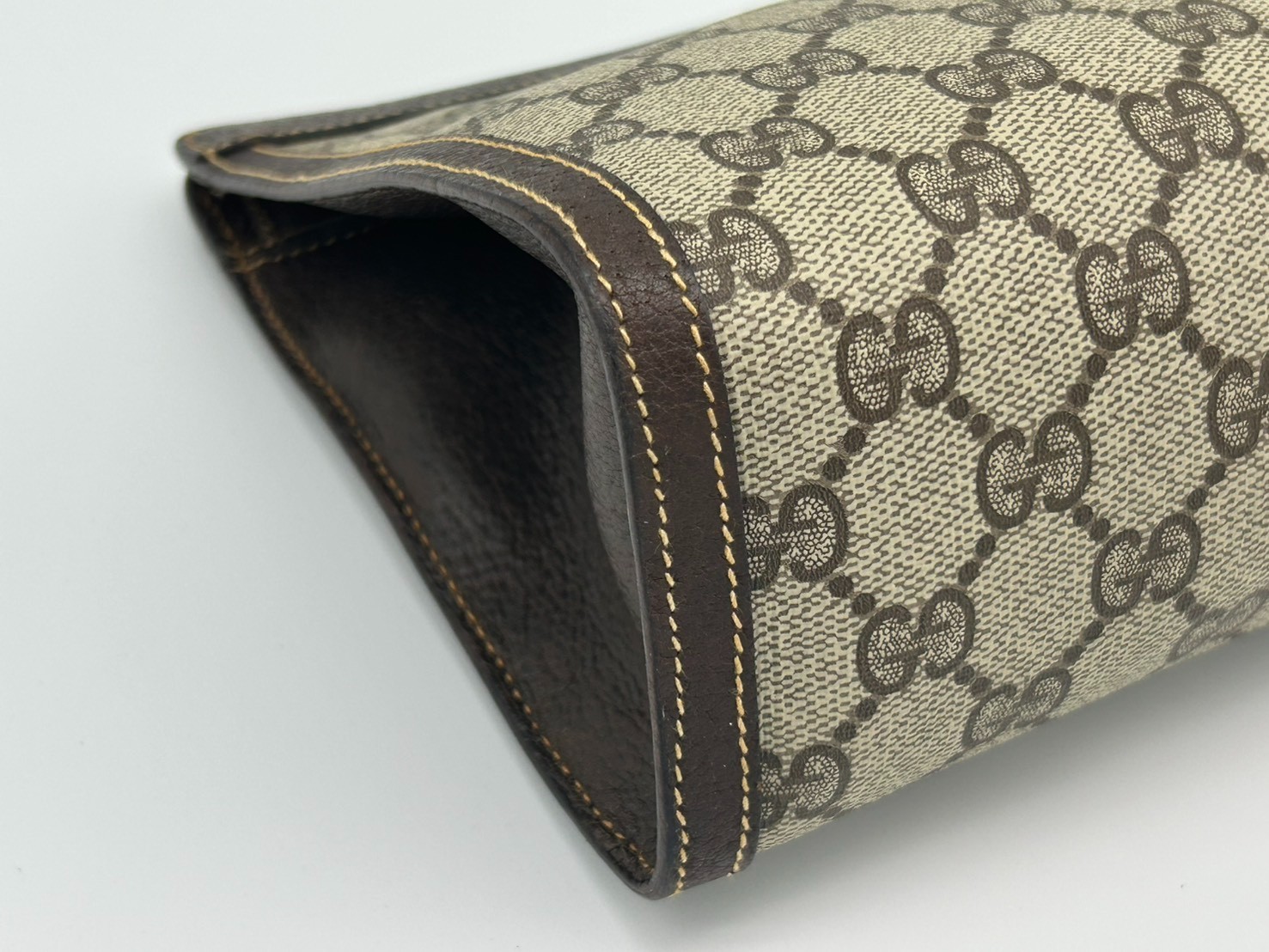 Gucci Clutch Bag GG Supreme Pouch Brown PVC Leather Vintage Authentic