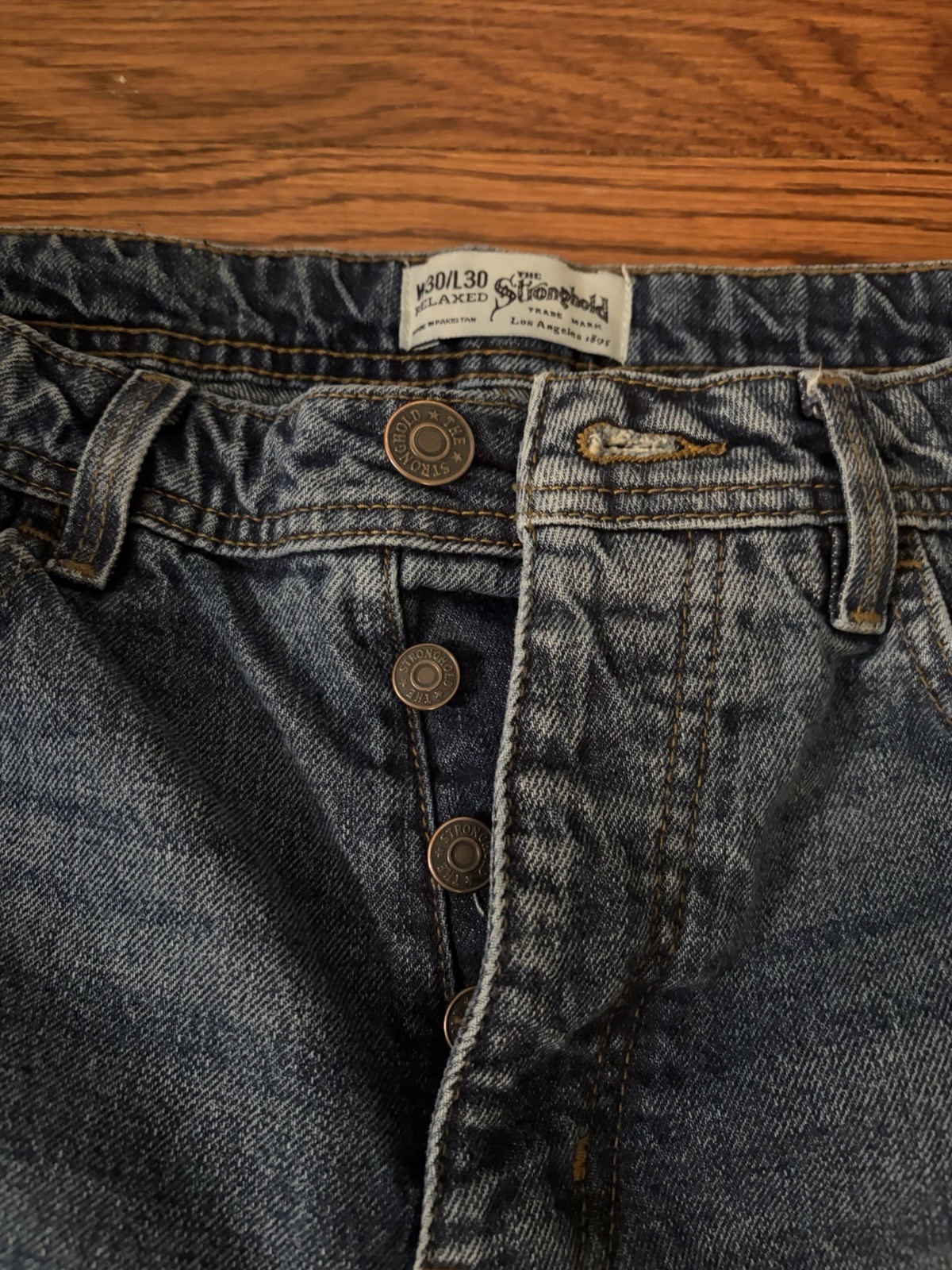 The Stronghold Men’s Relaxed Straight Blue Denim Jeans Button Fly 5-Pocket