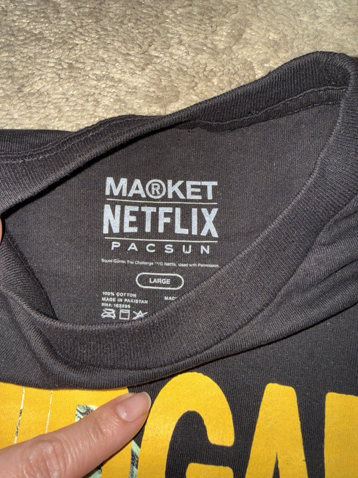 PacSun x Netflix Squid Game Graphic Logo Crewneck T-Shirt Men’s L Black