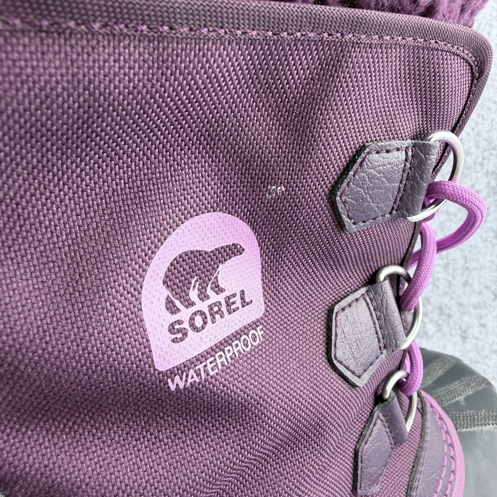 Sorel Waterproof Faux Fur Adjustable Lined Boot Women’s Size 5 Purple NY1879-562