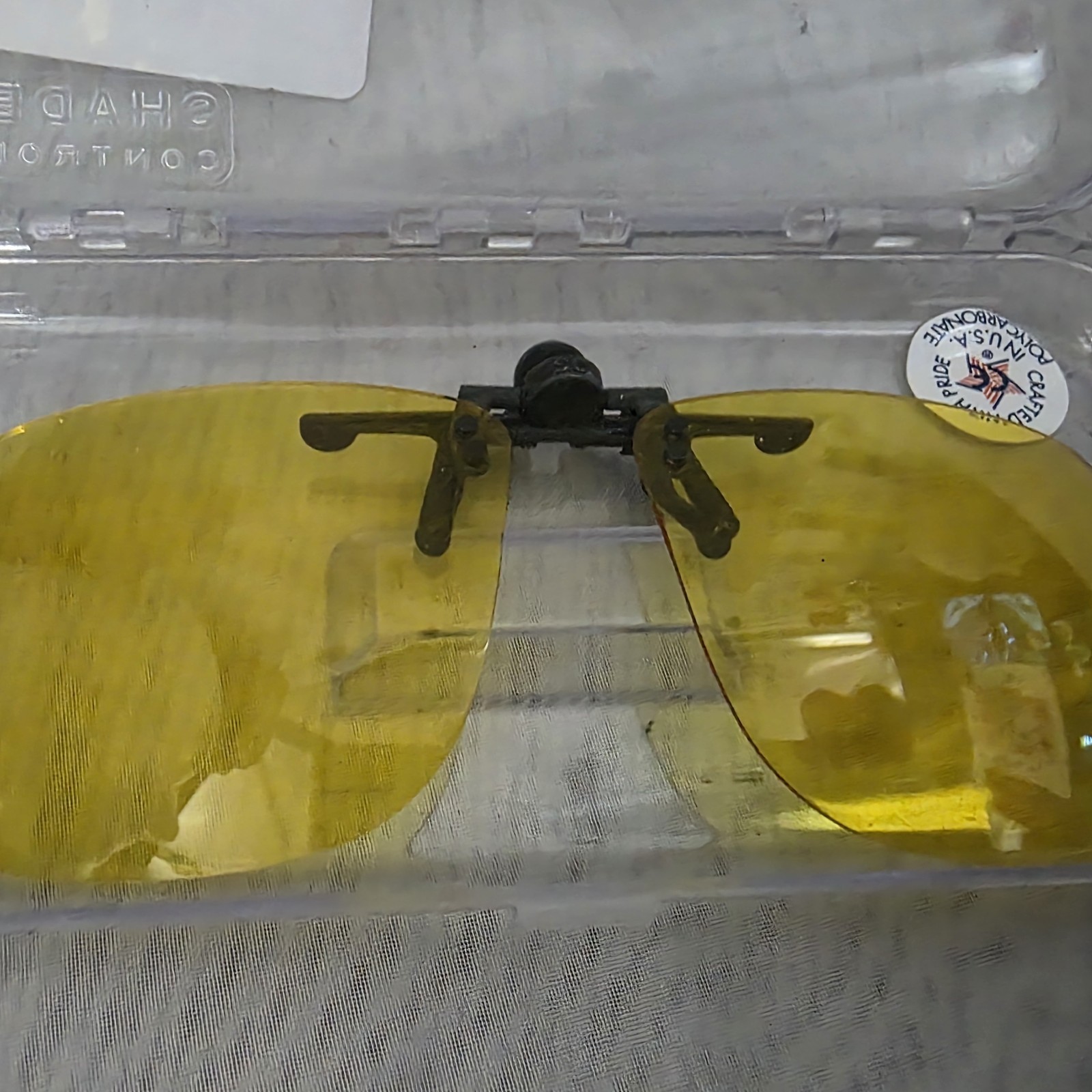 Shade Control Polycarbonate Clip On Yellow Lenses 47 mm High 131 mm Wide