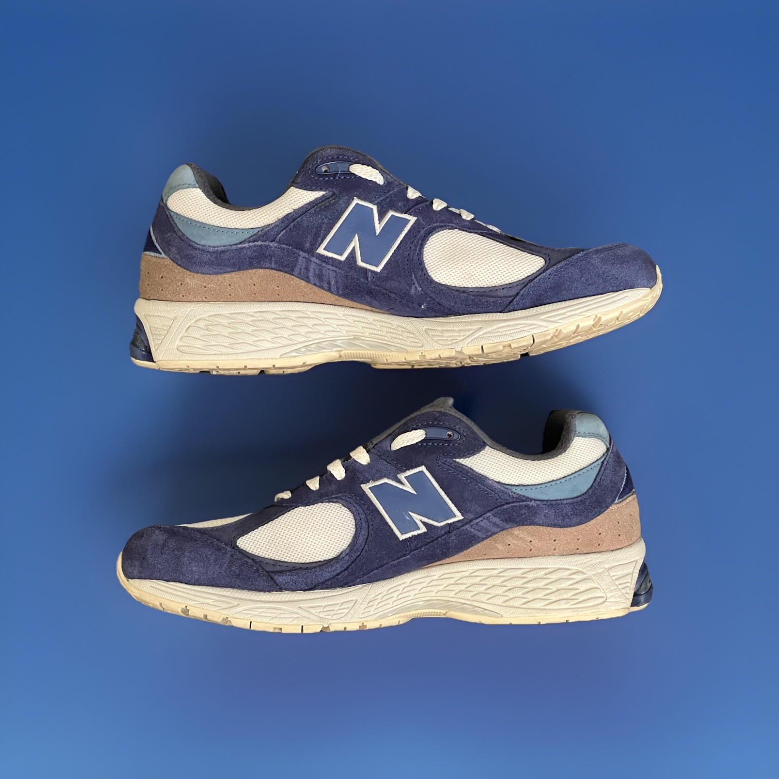 New Balance 2002R Night Tide Blue Team Cream (M2002RG) Suede Shoes Men’s 11.5