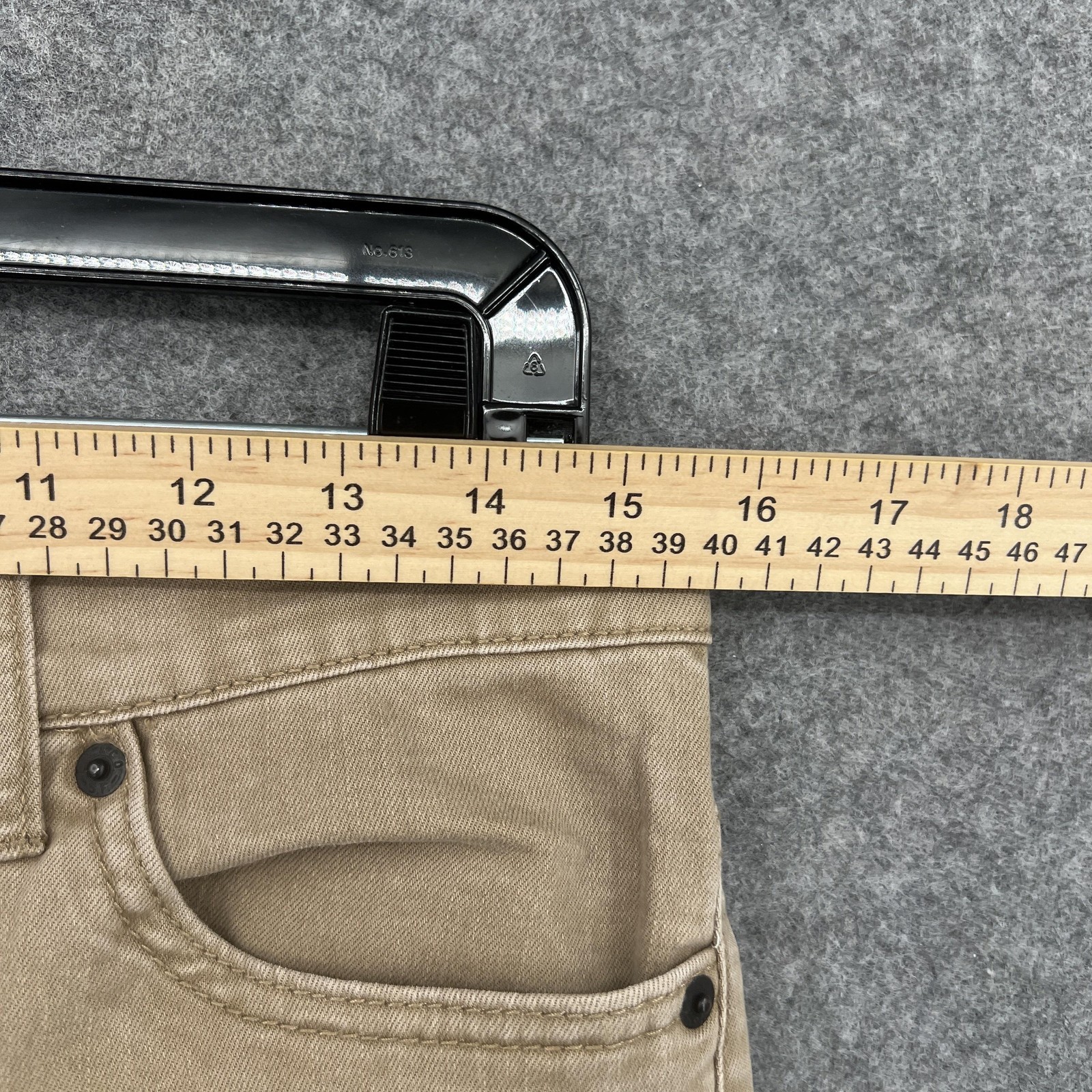 Levis 511 Slim Jeans Youth 18 Reg 29×29 Beige Tapered Performance Stretch Denim