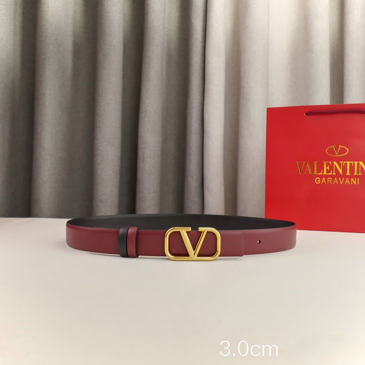 Women’s VALEN TINO belt with double-sided belt Red/Black With box width 3cm