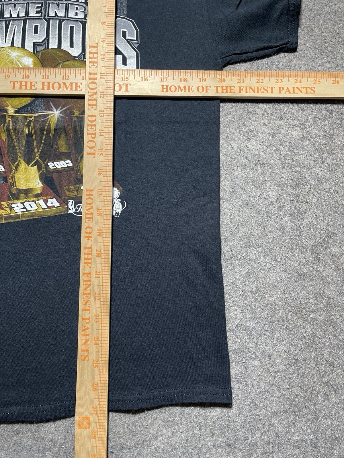 Medium San Antonio Texas Go Spurs Go 5x Champions Shirt NBA Finals Trophies