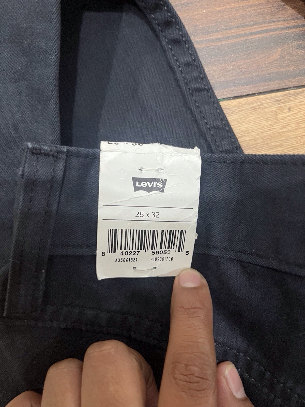 Levi’s high waisted mom jeans black cotton hemp blend NWT 28×32
