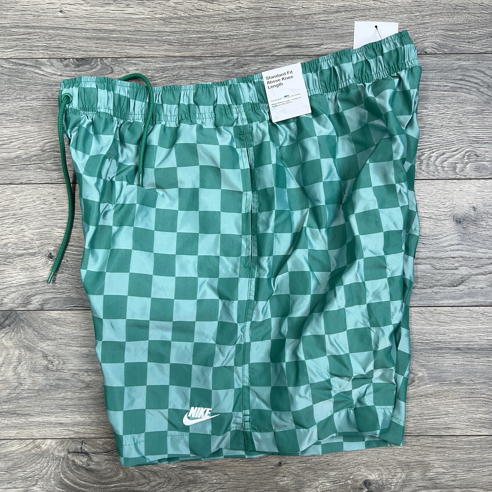 Nike Shorts Sz Large Mens Malachite Green White Club Flow Checkers $60