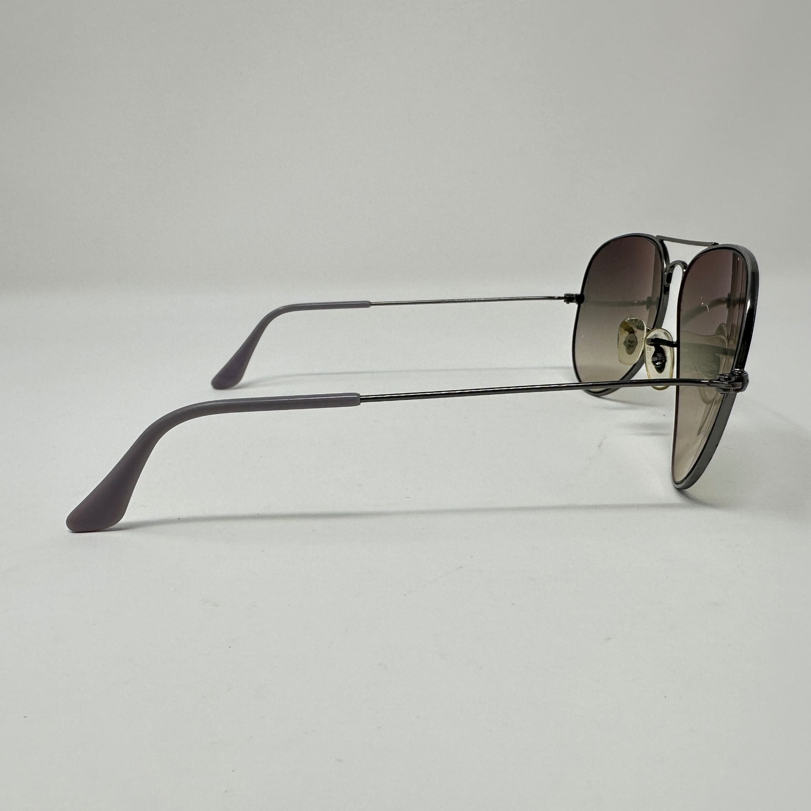 Ray-Ban Aviator Sunglasses Unisex Large Metal RB3025 Purple Frame Lens Scratches