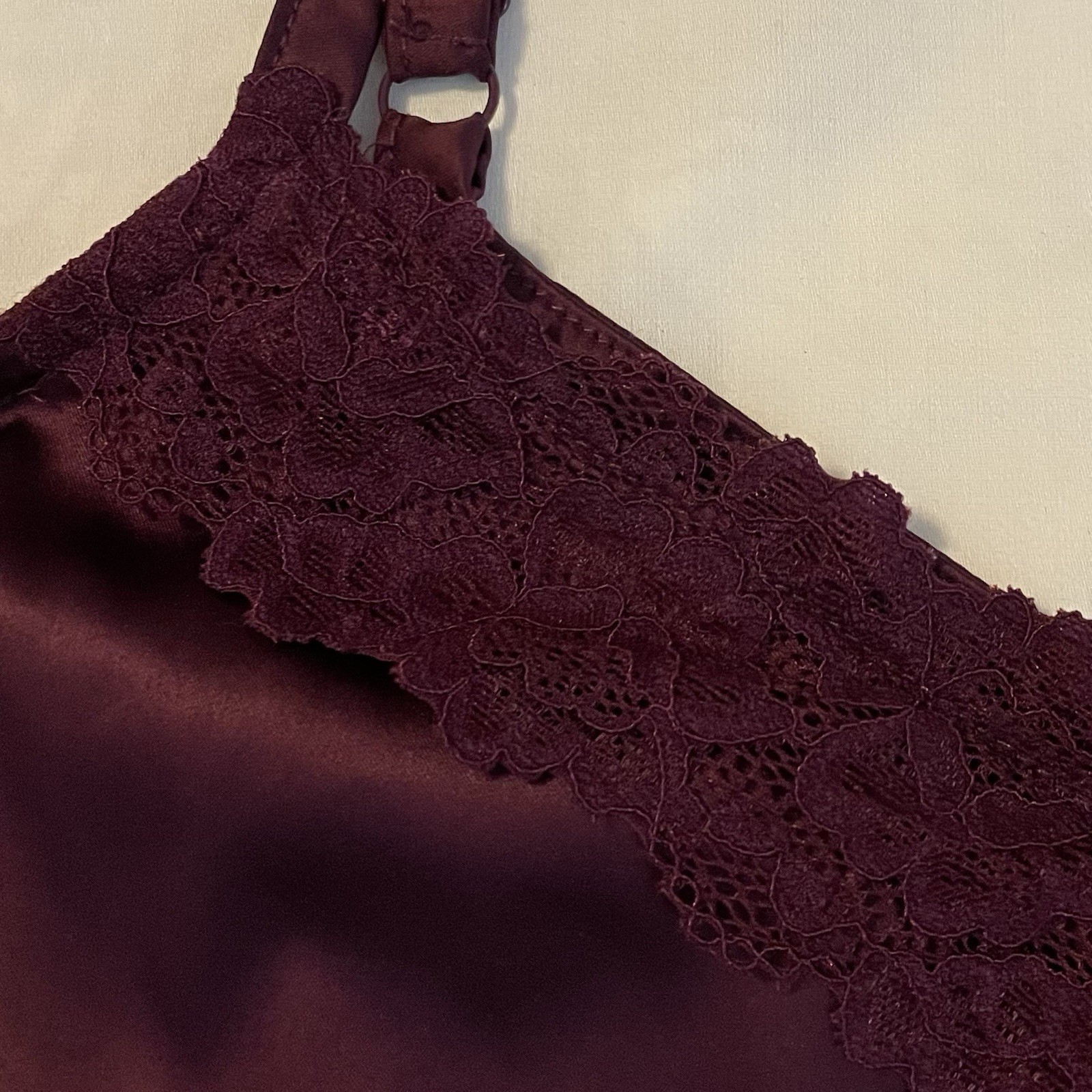 Torrid Spaghetti Strap Cami Tank, Size 4 Deep Burgundy Polyester Silky Soft