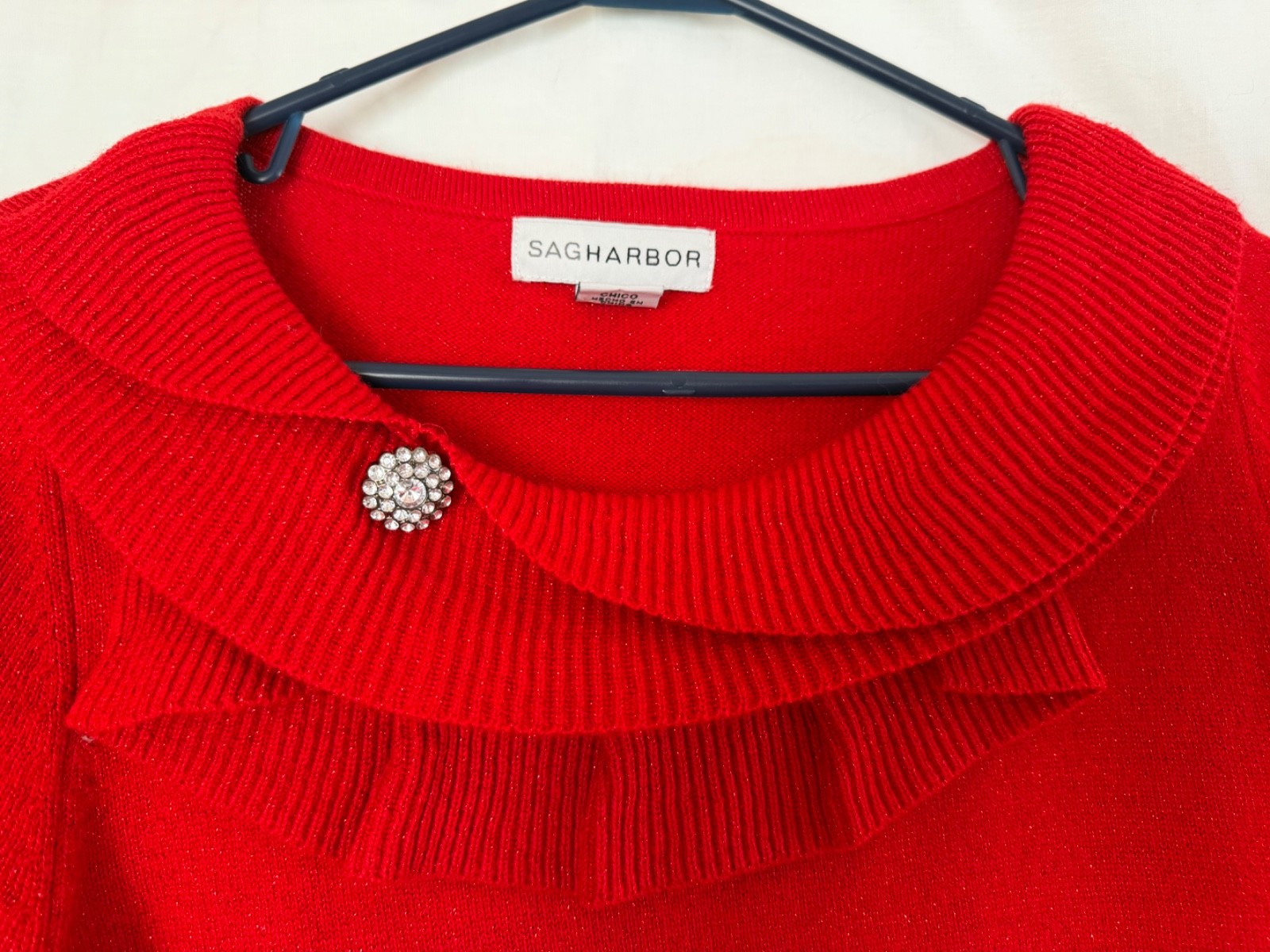 SAG HARBOR SIZE SMALL Red Acrylic Blend Metallic Sparkle Rhinestone Scallop Coll