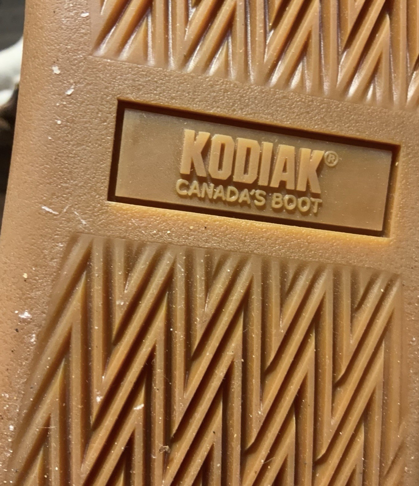 Kodiak Size 11 (Really 10 1/2) Men’s Argus Mid Cut Sneakers Brown Leather New