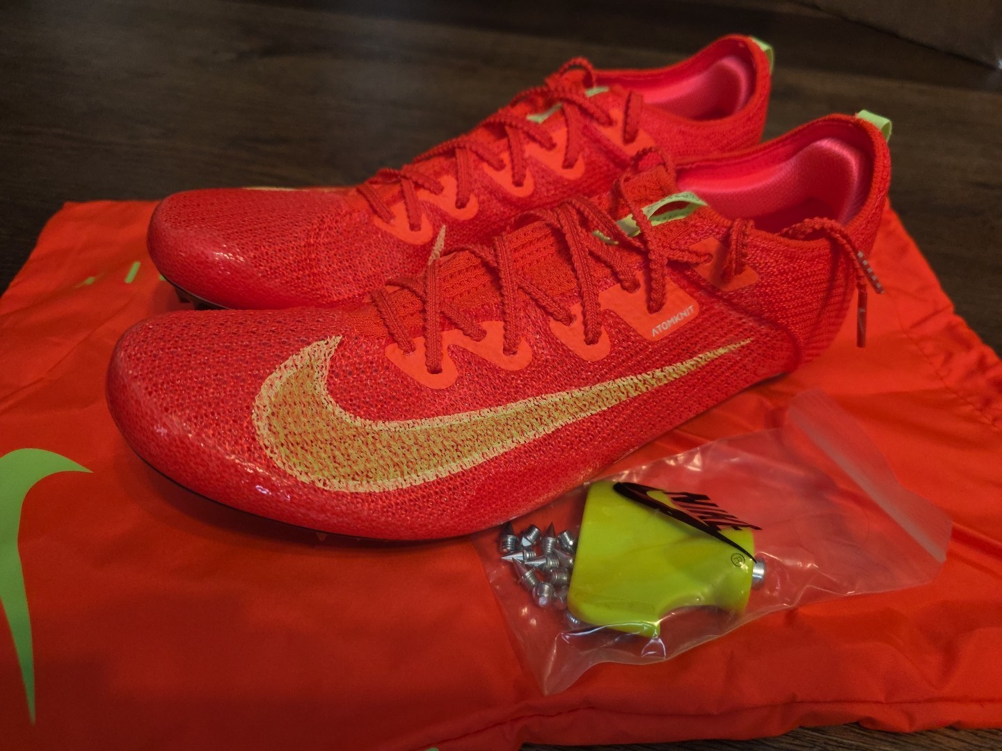 Size 8.5 Nike Zoom Superfly Elite 2 Men’s Track & Field Spikes FZ9662-600