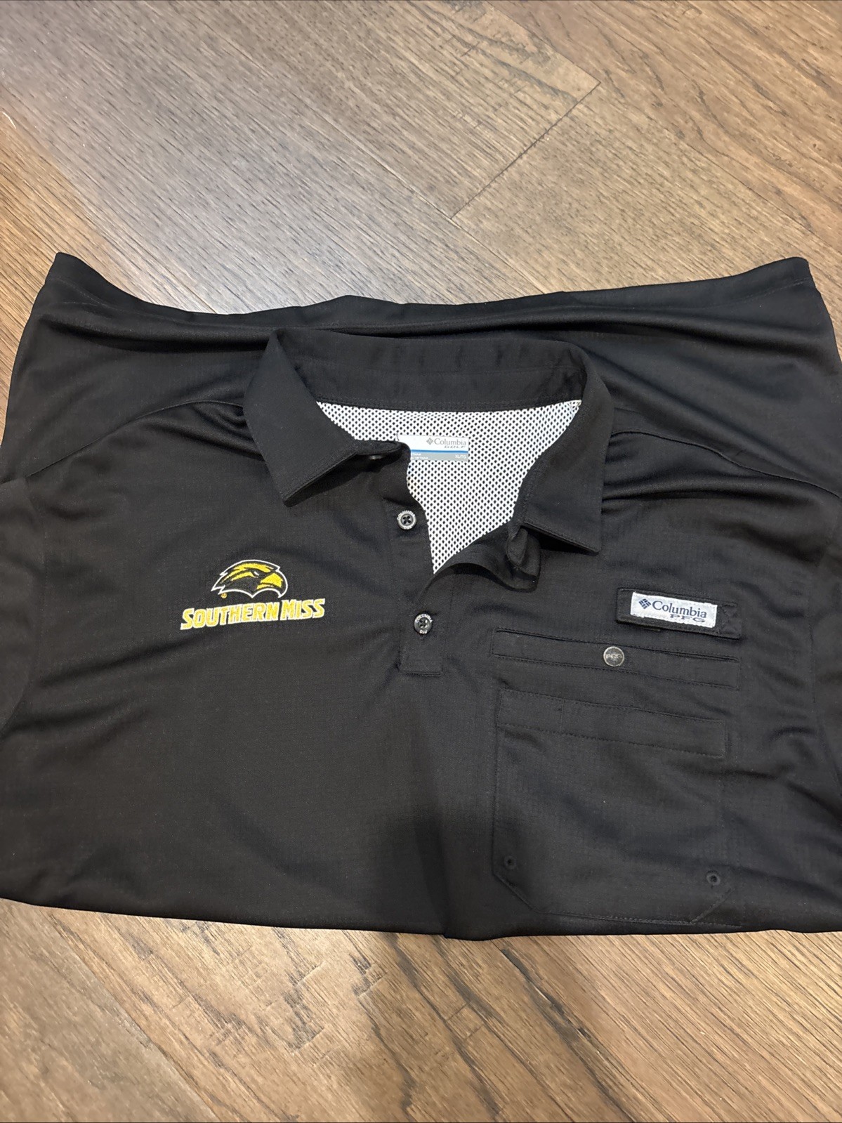 Columbia Men’s XL Southern Miss Golden Eagles PFG, Black, Omni Wick Polyester