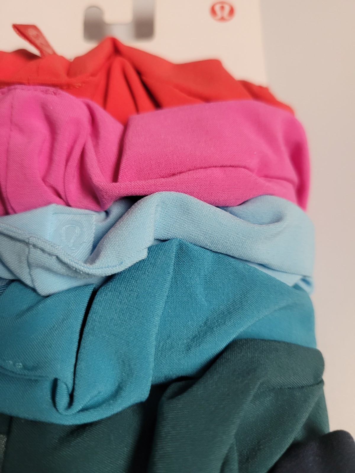Lululemon Uplifting Scrunchie 7-Count Set (2023) Brand New Fashion Accessory