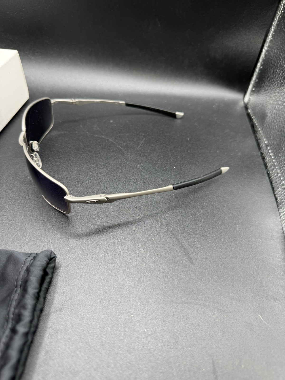 Oakley Splinter Light/Ice Iridium Lenses 05-467 Spring Hinge New