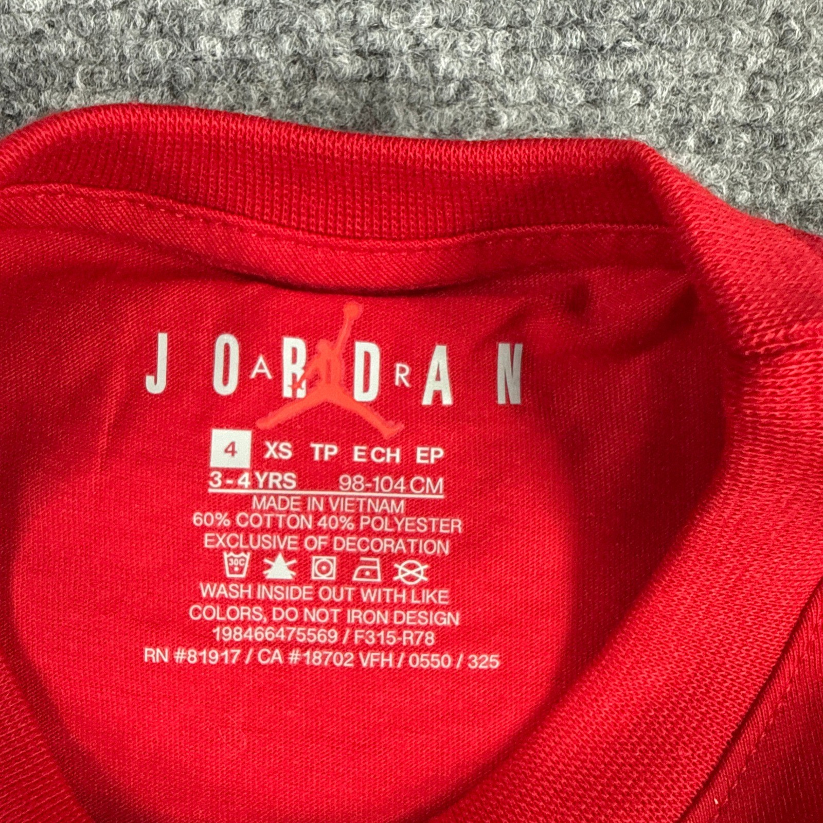 Jordan Boys Size 4 3-4 Years Gym Red Slam Graphic T-Shirt NWT