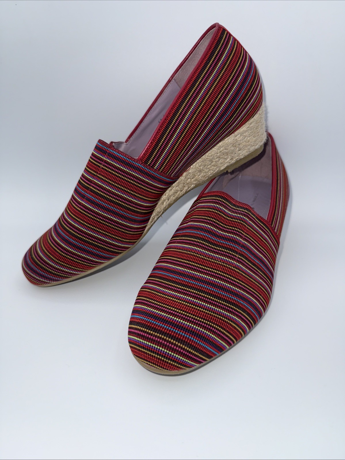 SAS Becky Women’s Shoe Red Multi Stripe Espadrille Comfort Wedge Heel Size 9W.