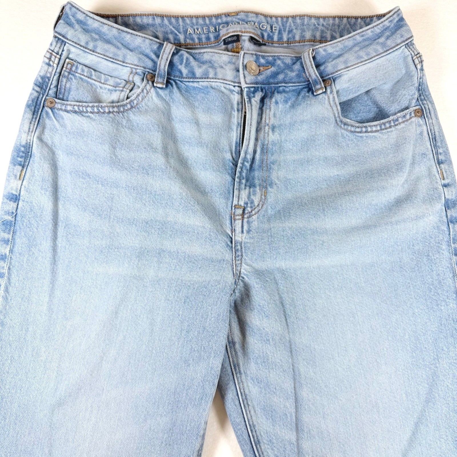 American Eagle Mom Jean Light Wash High Rise Strigid Denim Blue Size 12 Regular