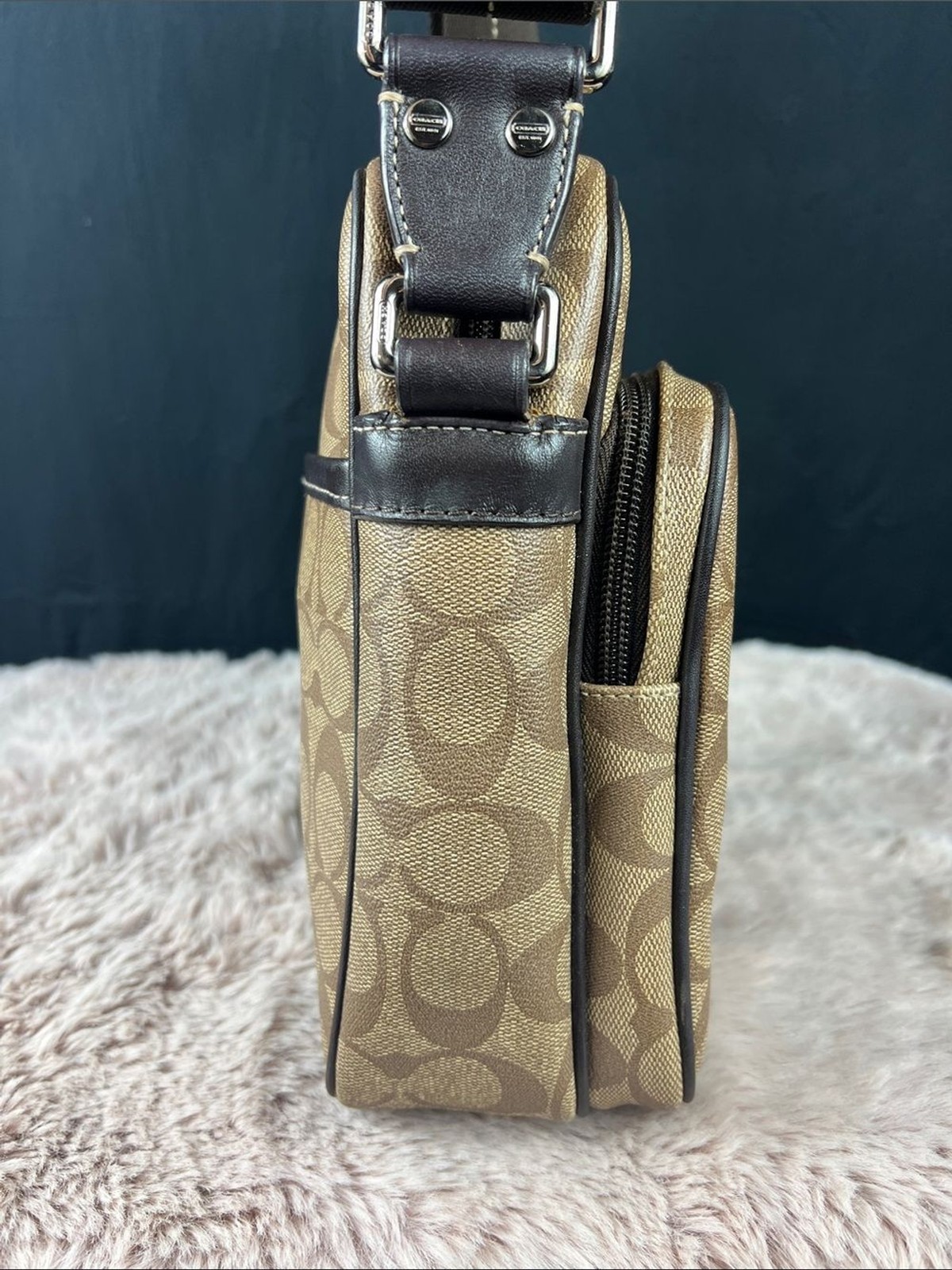 Coach Heritage Stripe Flight Bag F70589 Signature Canvas Crossbody Brown Khaki E