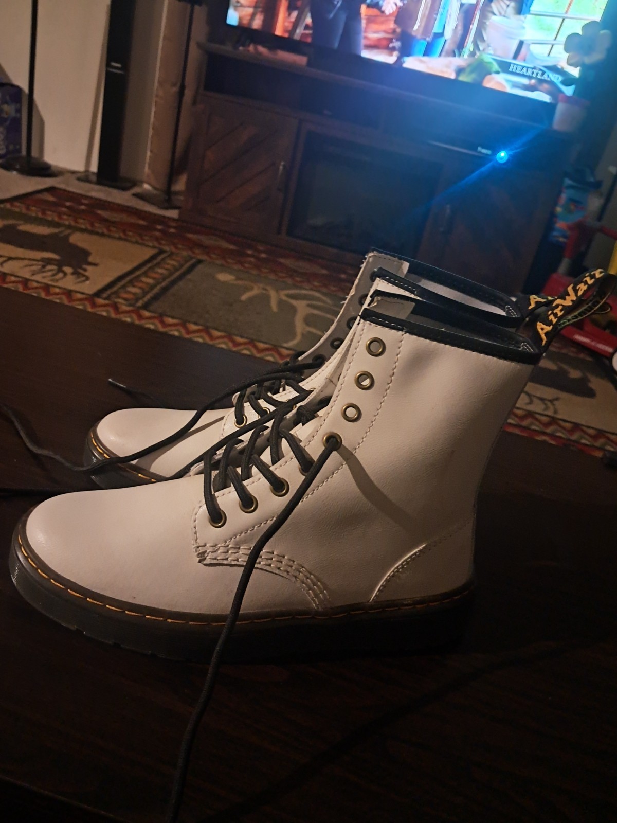 Dr. Martens 1460 White Leather Ankle Combat Boots Lace-Up Pull Tab Women’s 10