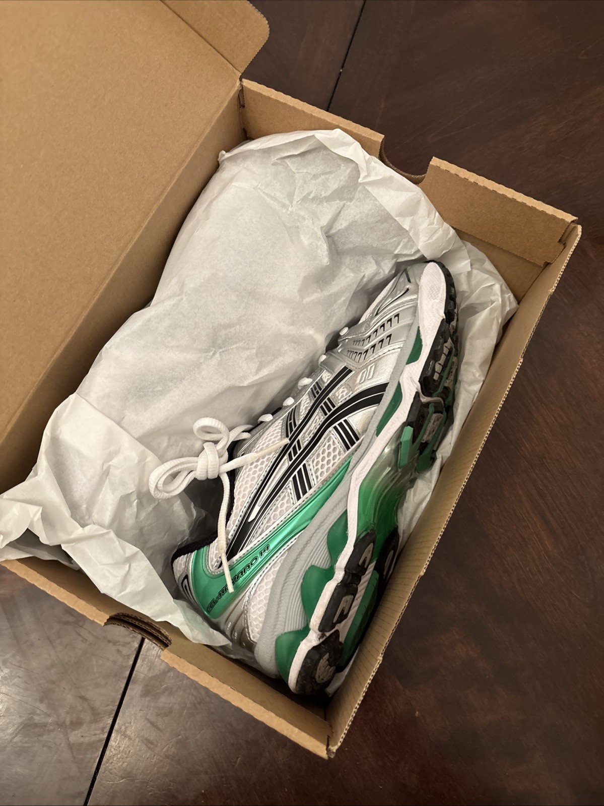 Asics Gel-Kayano 14 “White/Malachite Green” Mens size 7.5/Womens 9.
