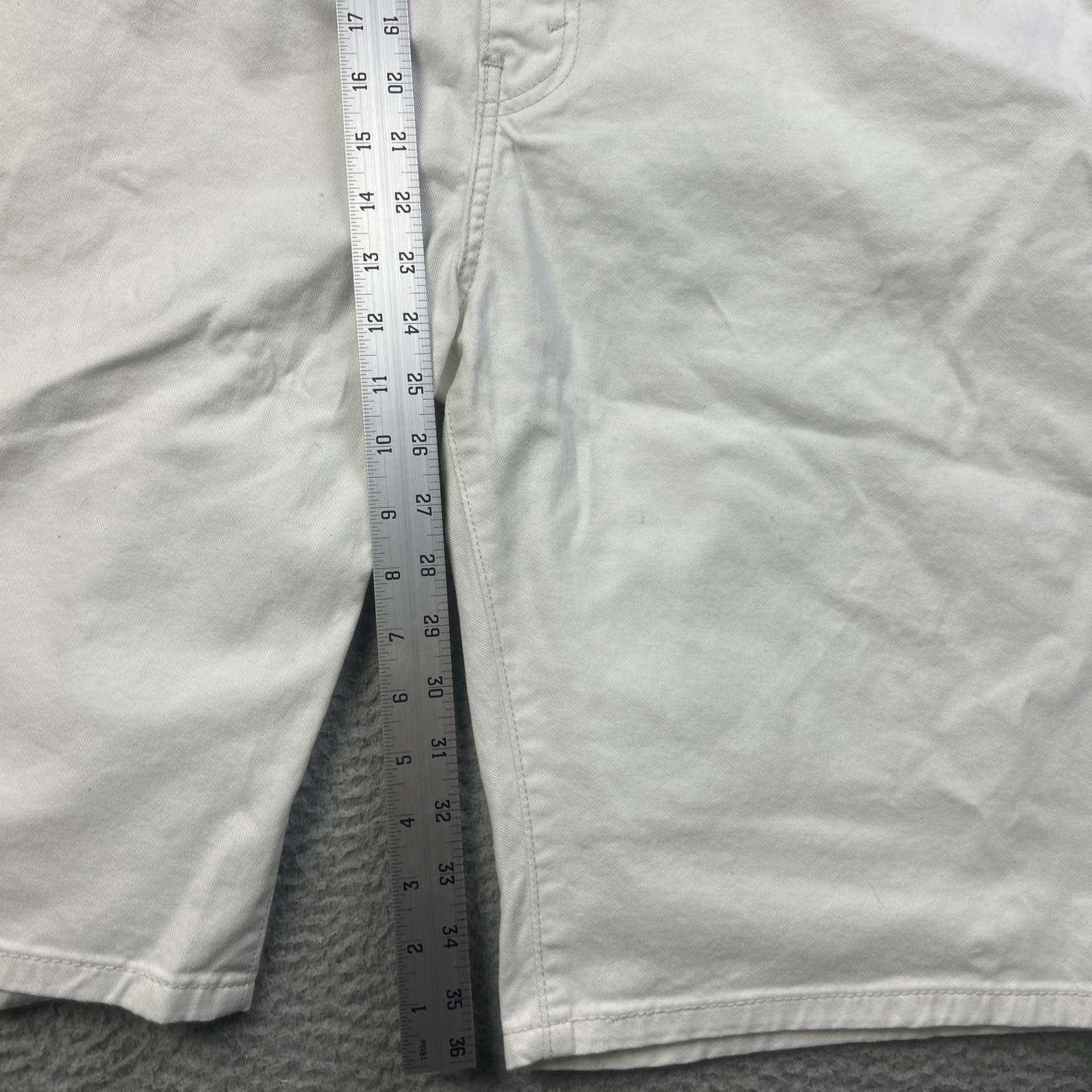 Levi’s Shorts 569 Mens Size 40 White Cotton Casual Zip
