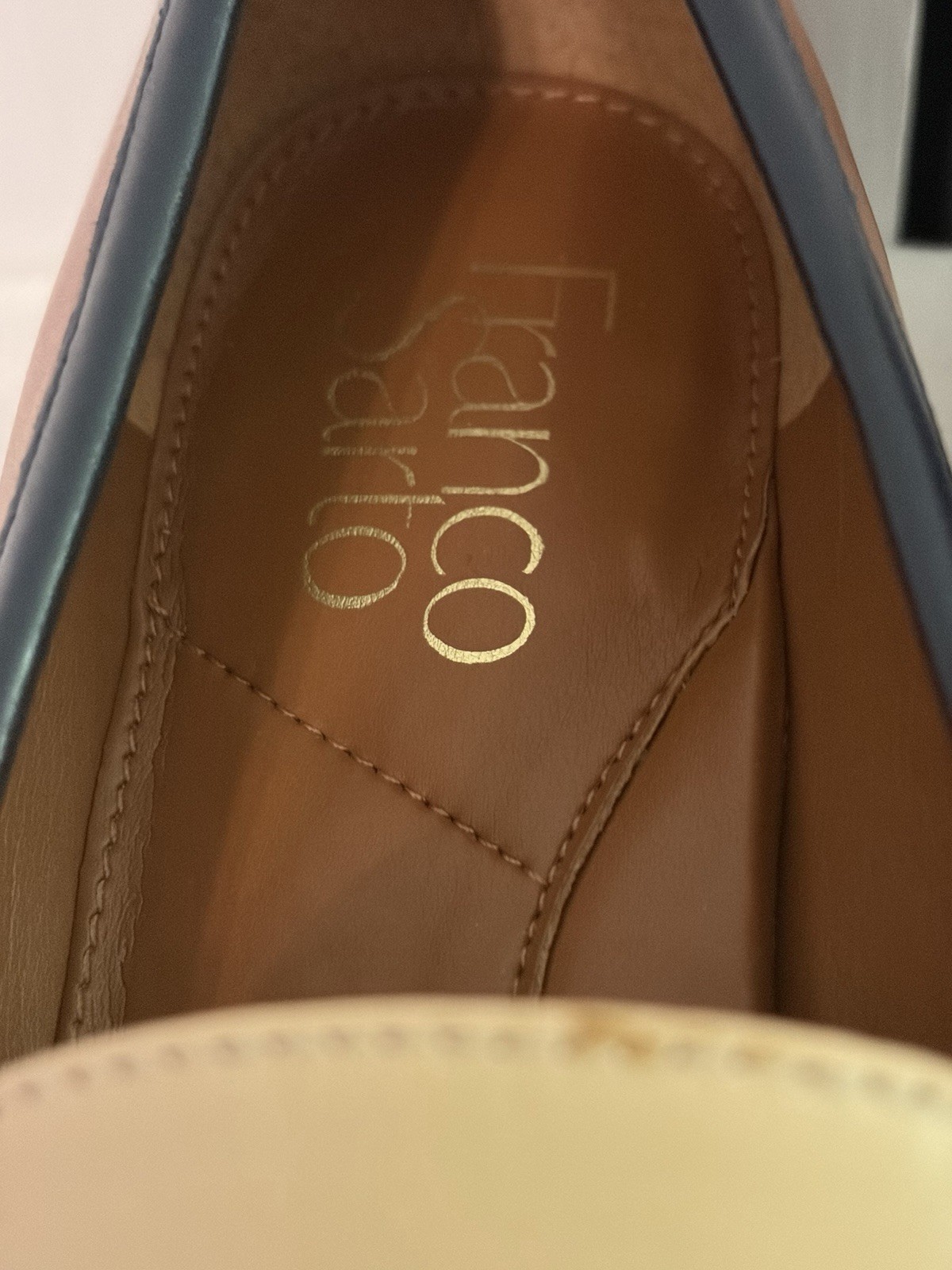 NWOT Franco Sarto Edith Almond Toe Penny Loafers Size 6.5M Biscuit Brown Navy