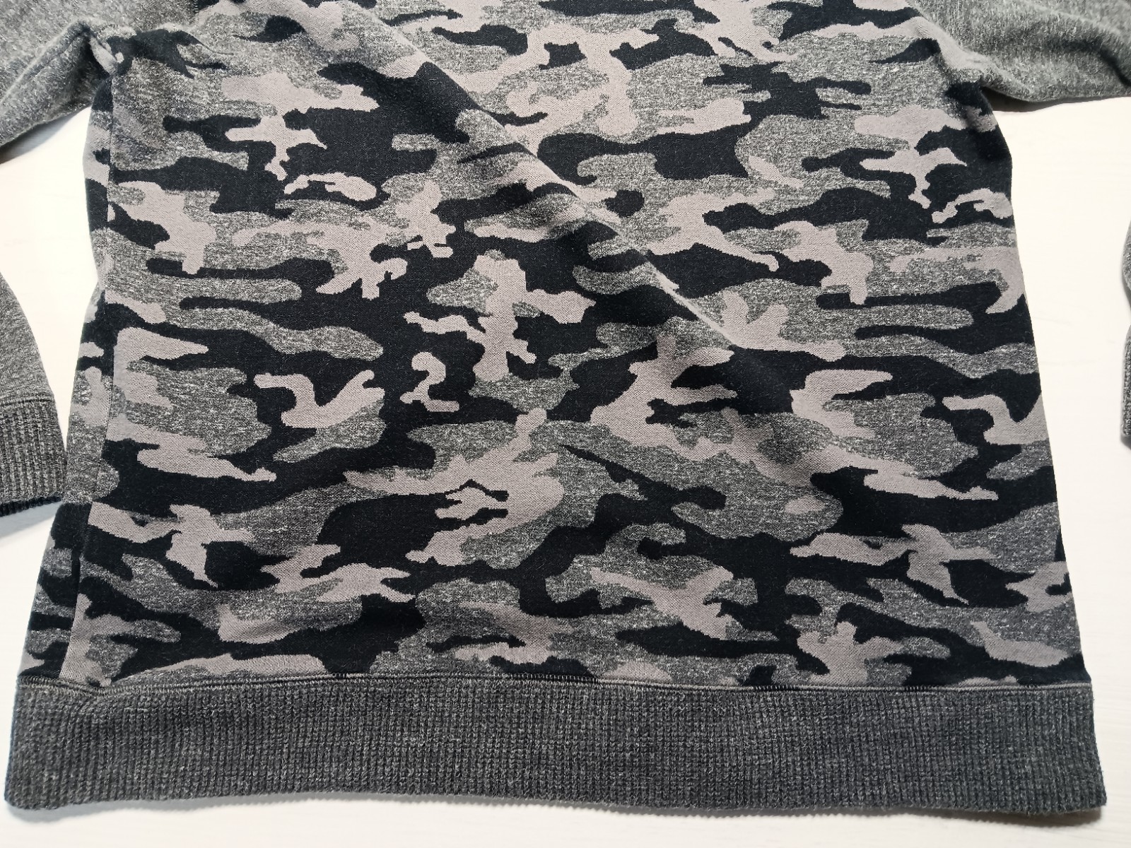 Large Gray Camo Knowledge Wisdom Truth Sweater Elbow Pads