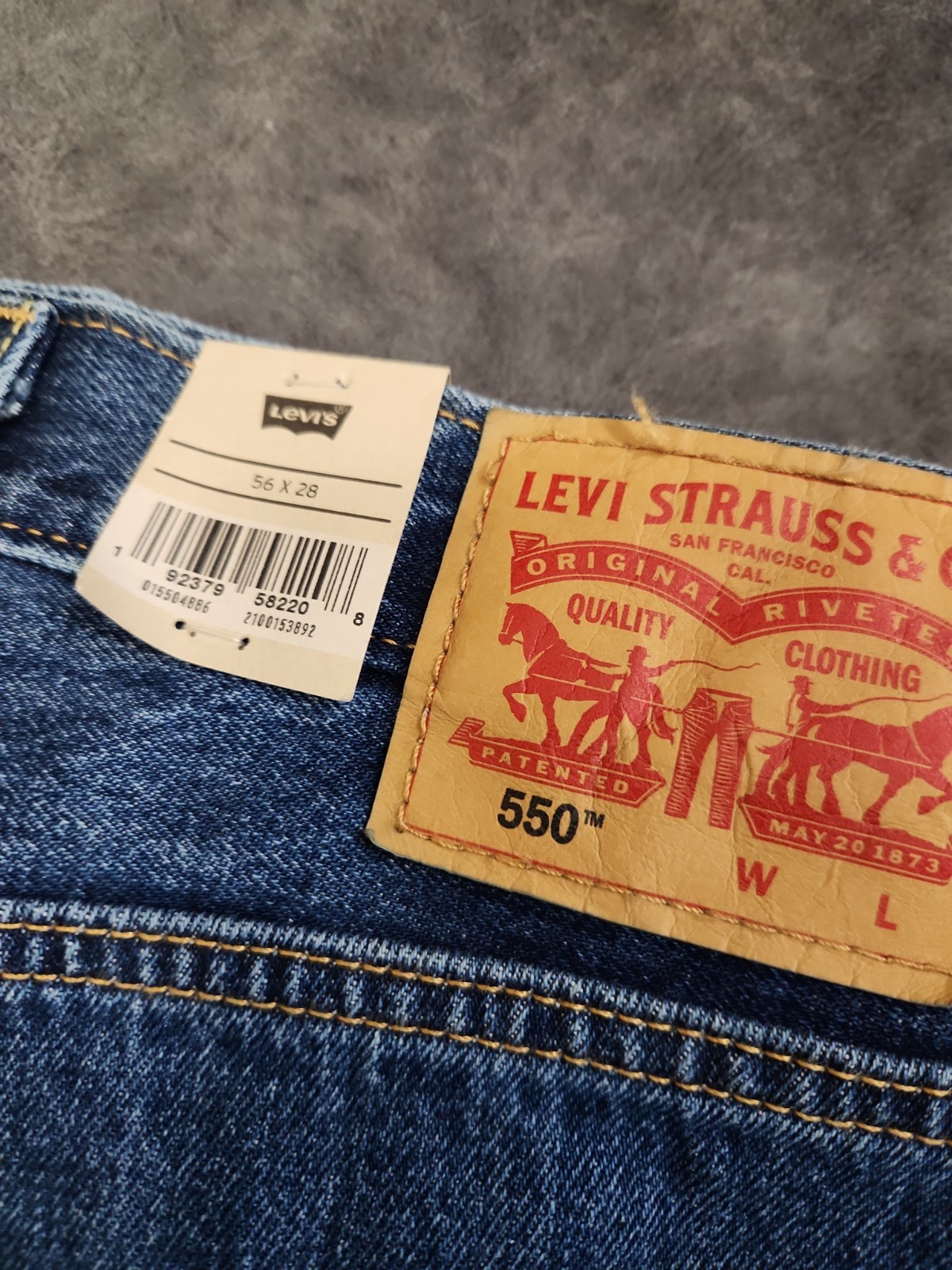 NWT Men 56×28 Levi’s 550 Relaxed Fit Jeans Big & Tall Sizes Blue Denim