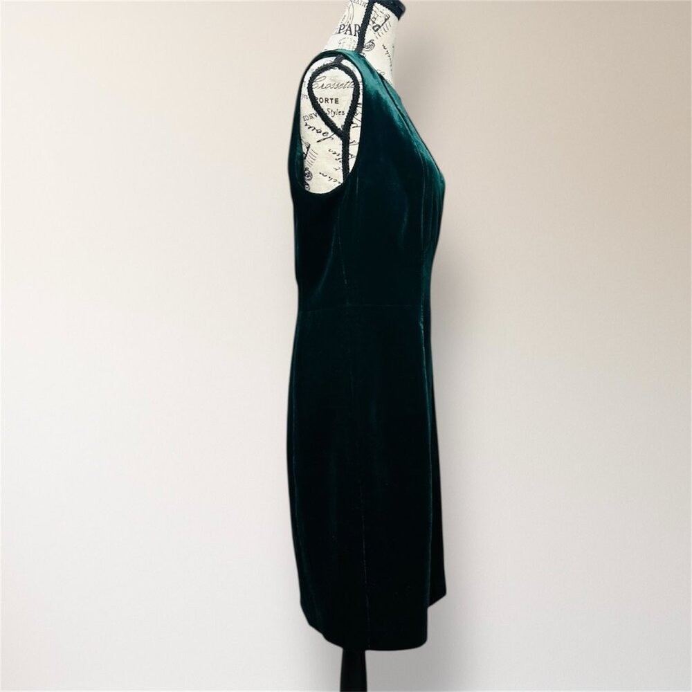 Elie Tahari Green Velvet Sheath Sleeveless Dress Cutout Spring Wedding Guest