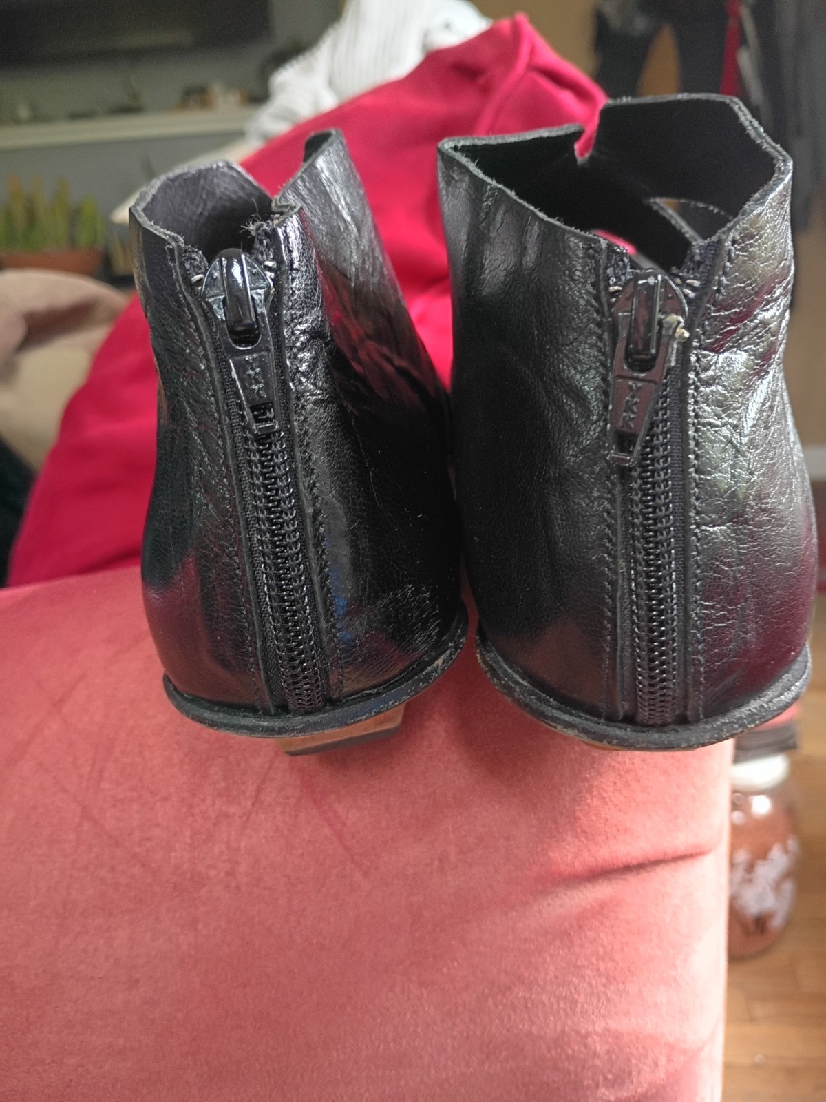 Cydwoq Black Vintage Handmade Leather Sandals