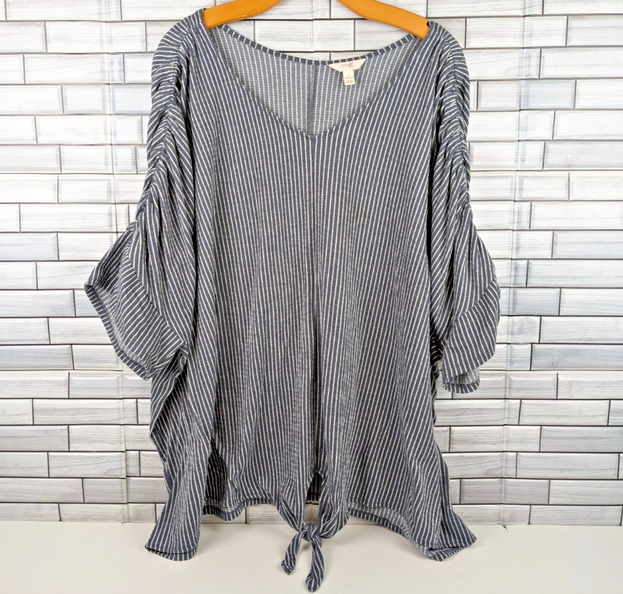 Terra & Sky Dolman Sleeve Blouse 4X (28W/30W) Gray White Stripe Twist Tie V Neck
