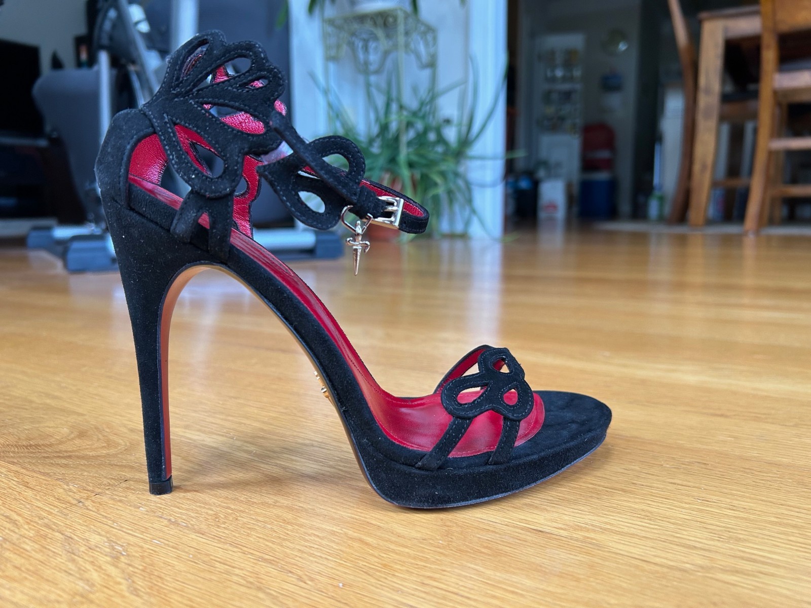 CESARE PACIOTTI Black Suede Butterfly Laser-Cut Sandals SZ 8.5 IT 38.5 Good &Box