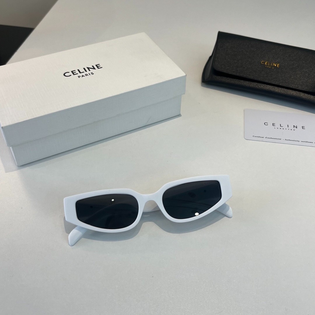 Celine CL40282U Triomphe Sunglasses White Frame Dark Grey Lens Gold Logo Women