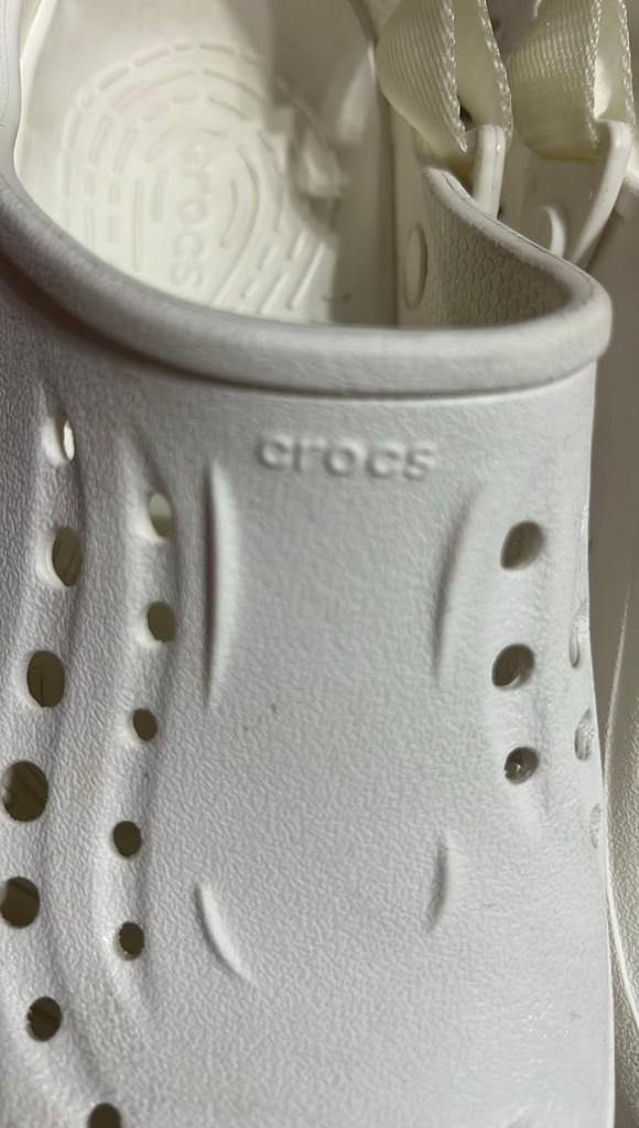White Crocs Classic Clogs M4 W6