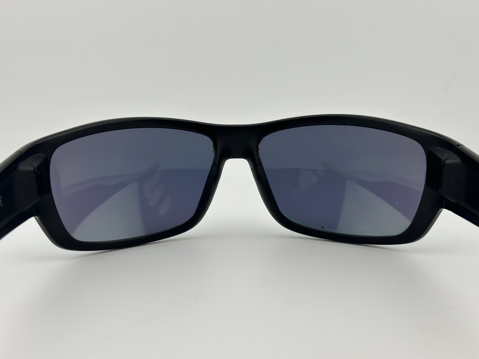 Smith FORGE Matte Black Green Mirror Sunglasses *minor scratches on lenses*
