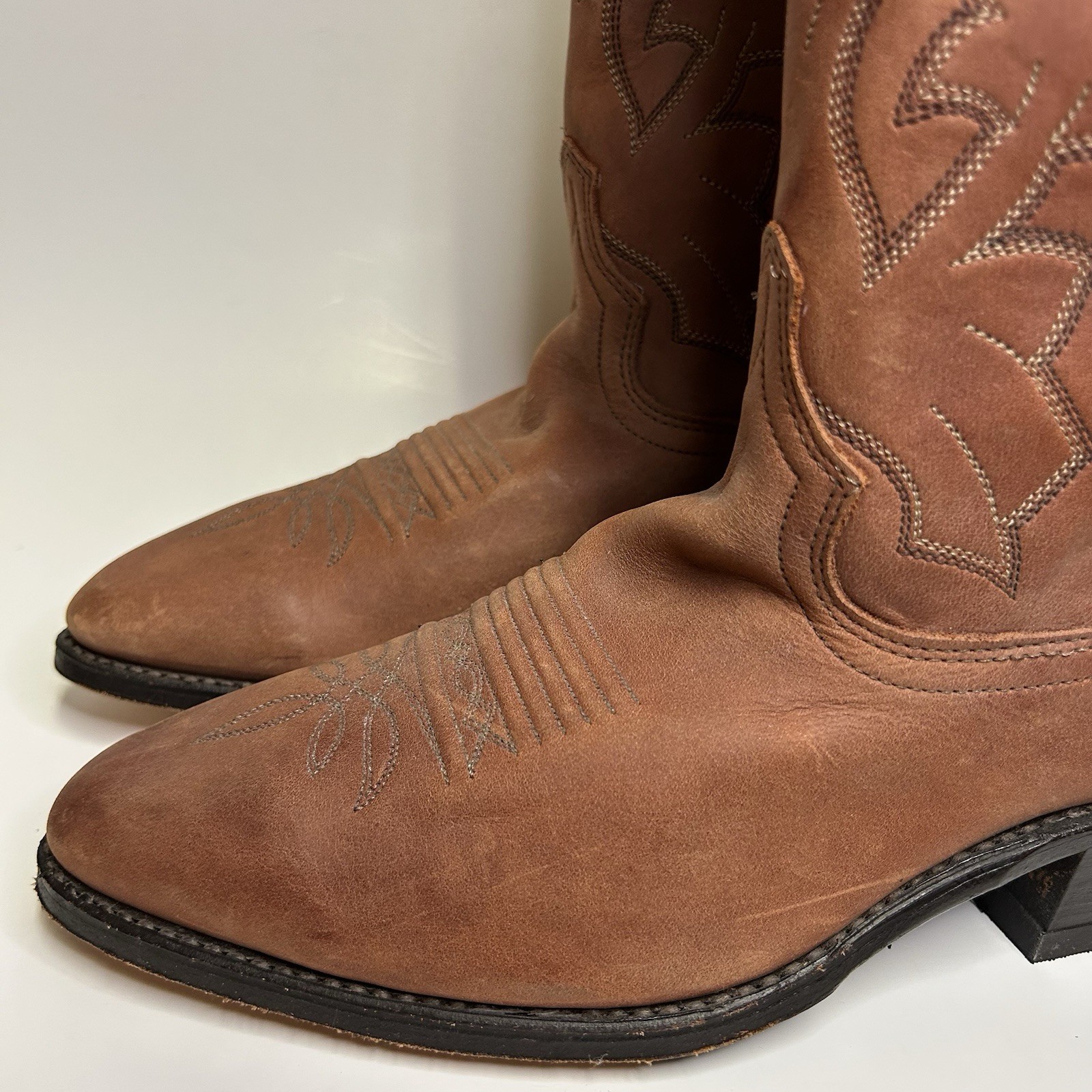 EUC Vintage Dan Post Marlboro Western Leather Cowboy Boots Brown P2551 Size 7 EW