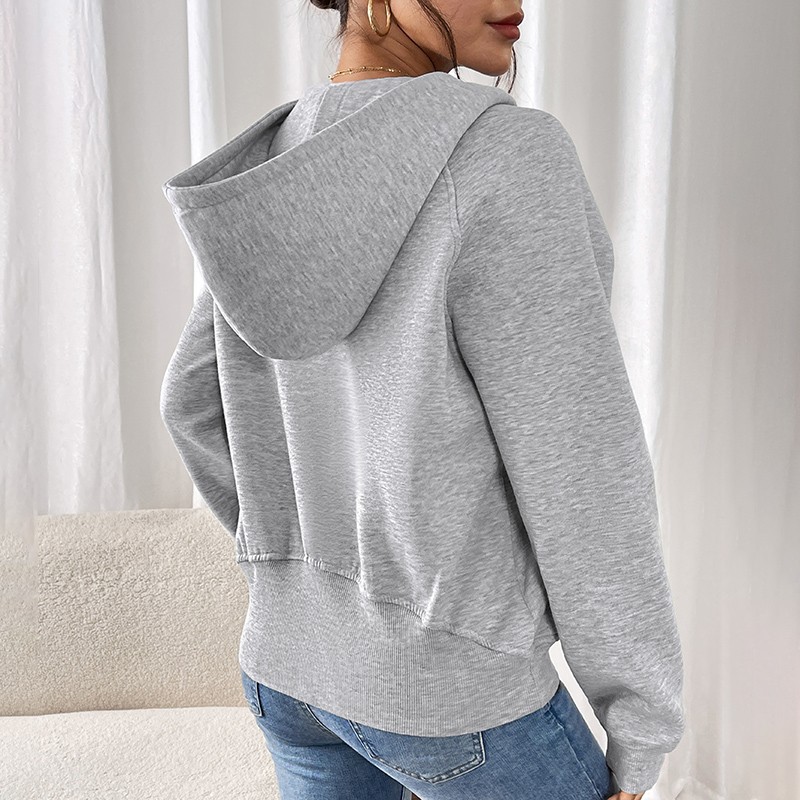 Women’s Long Sleeve Hooded Solid Color Pullover Sweatshirt for Autumn and Winter