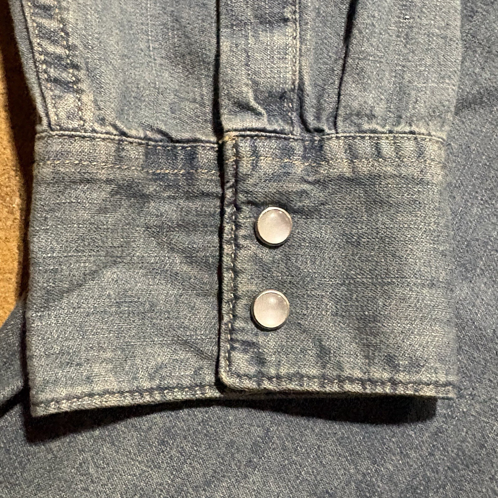 Levi’s XXL Classic Casual Sawtooth Denim Western Shirt Medium Blue 3LYLW2262 NWT