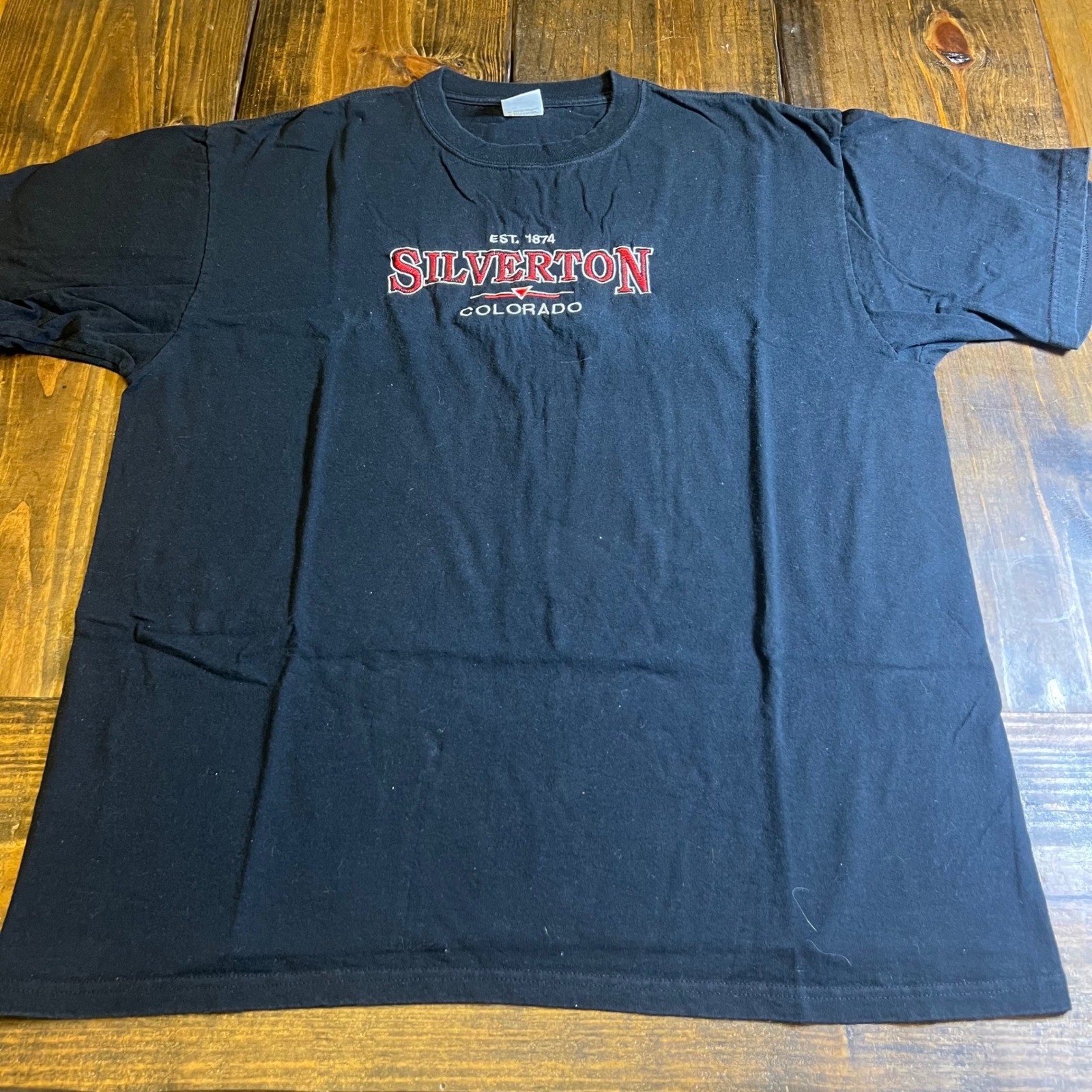 Anvil Silverton Colorado Embroidered Graphic T-Shirt Mens XL Black Cotton Tee