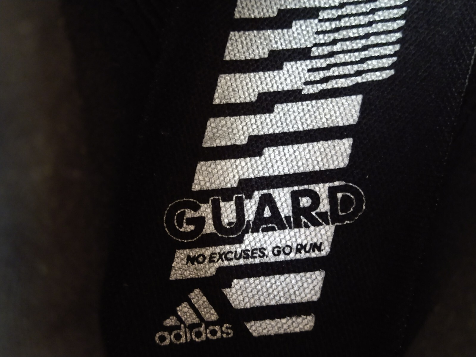 Adidas Men’s AlphaMagma Guard – GX1177 – Black / Dark Marine – Size: 5.5 – NEW !