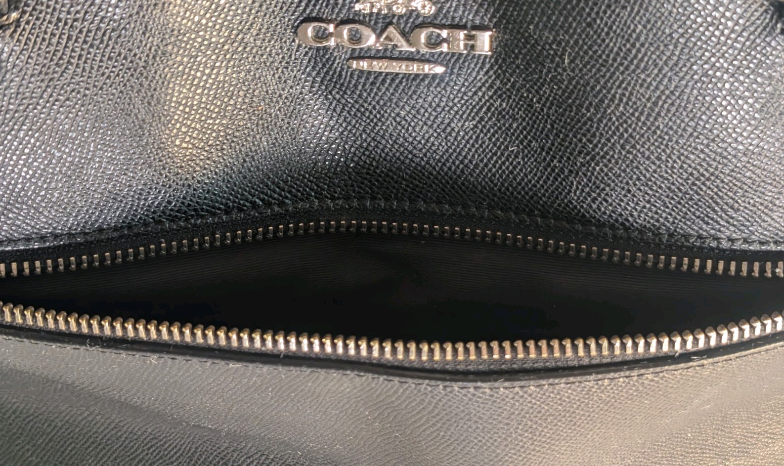Coach F79608 Leather Gallery Shoulder Tote Purse – Black READ