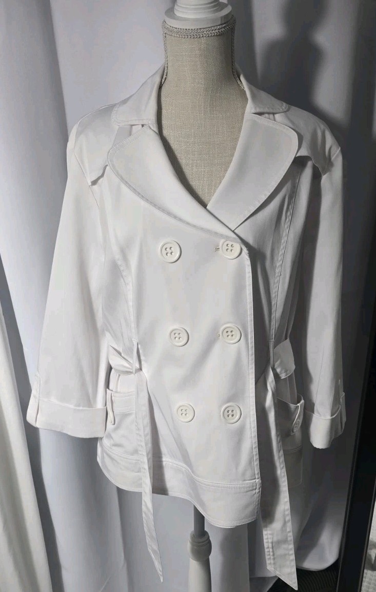 Harvé Benard Cropped Jacket Womens Large White Short 3/4 Sleeve 3 Button Front