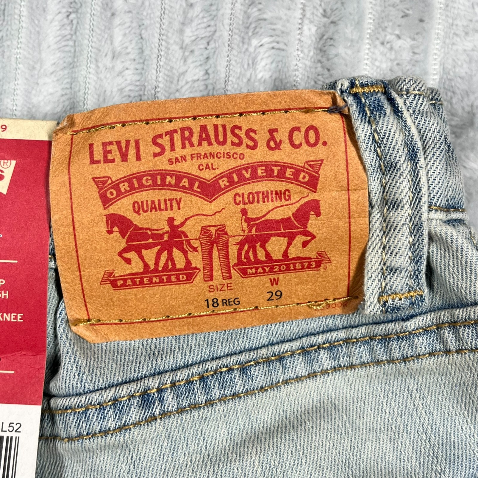 Levi’s Slim Short Youth 18 Reg Light Wash Stretch Comfort Adjustable Waistband