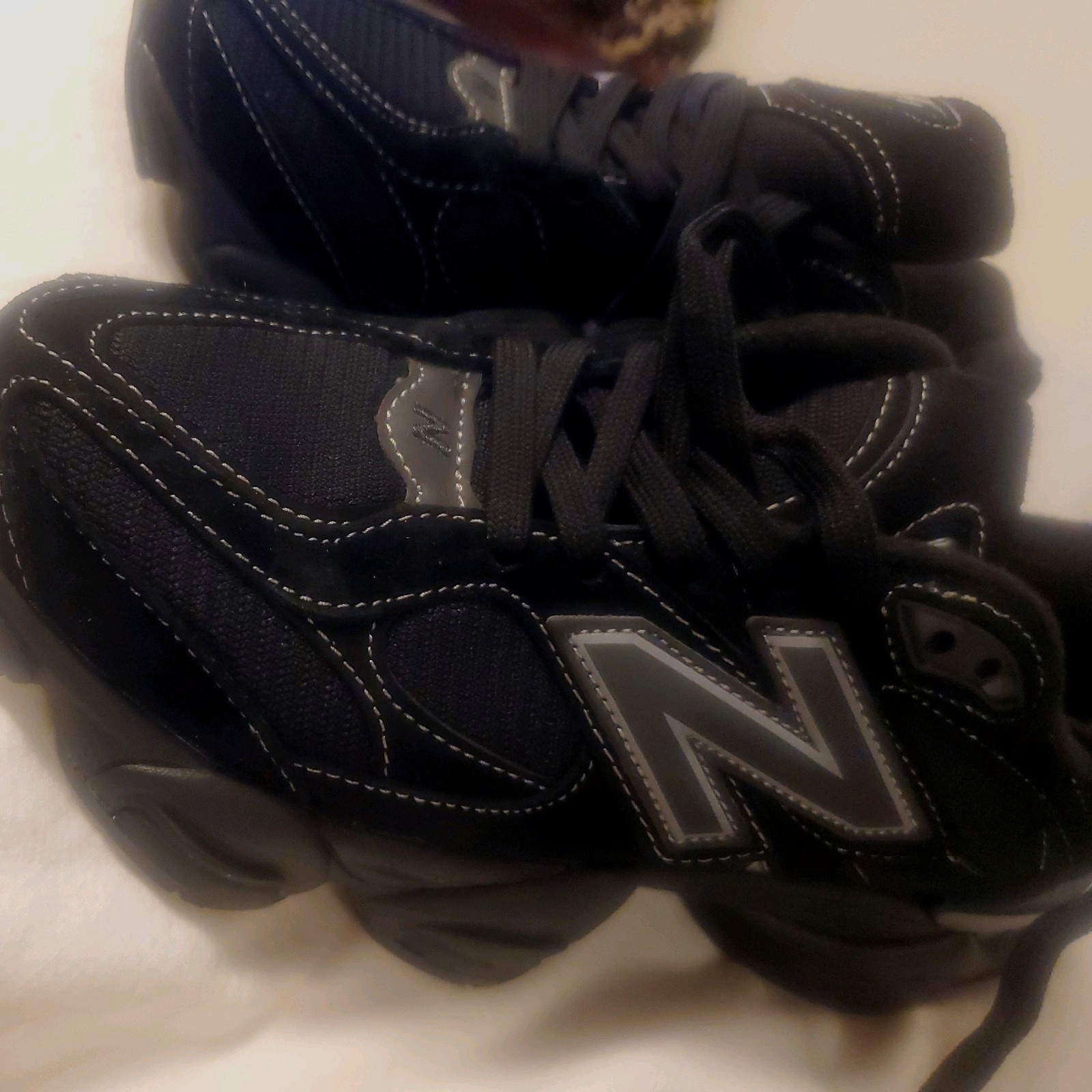 New Balance 9060 Triple Black Suede Low Top Lace-Up W -8.5 D/M- 7D. Sneakers