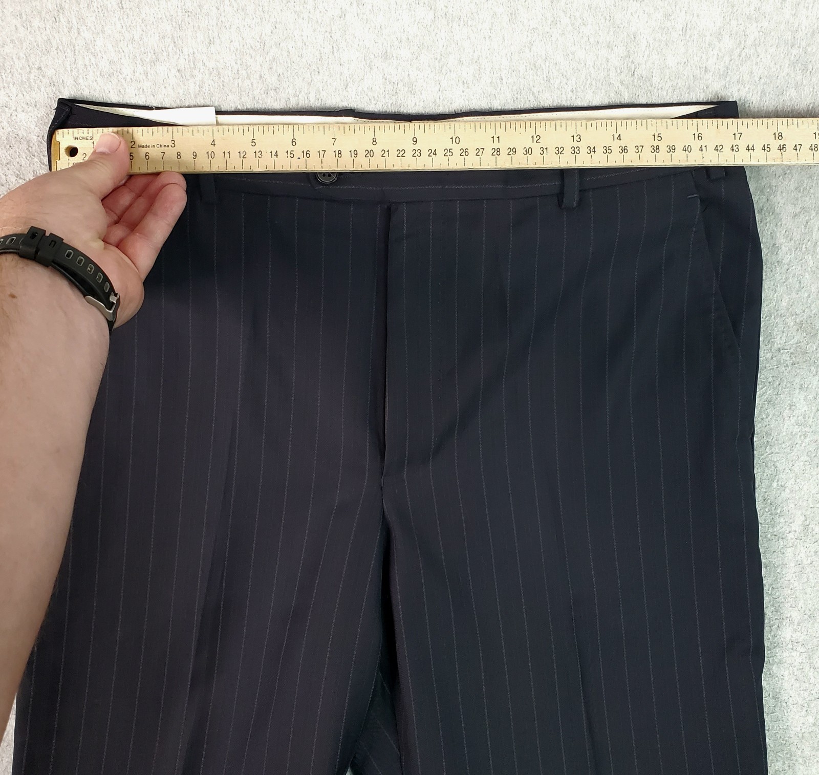 Ermenegildo Zegna Wool Suit Charcoal Pinstripe (IT 52R) Mens 42R US Pants 34X29