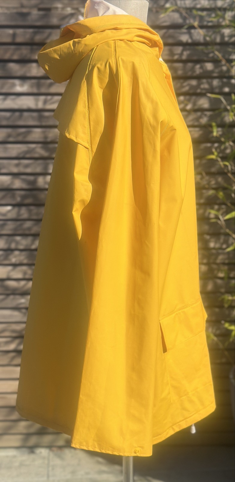 Unisex Yellow PVC Polyester Hooded Jacket Sowester Sea Jacket Labelled XL